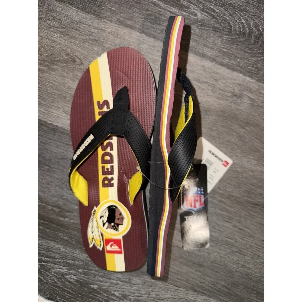 Men's size 8 NFL Washington‎ Redskins Quiksilver flip-flops Commanders Rare